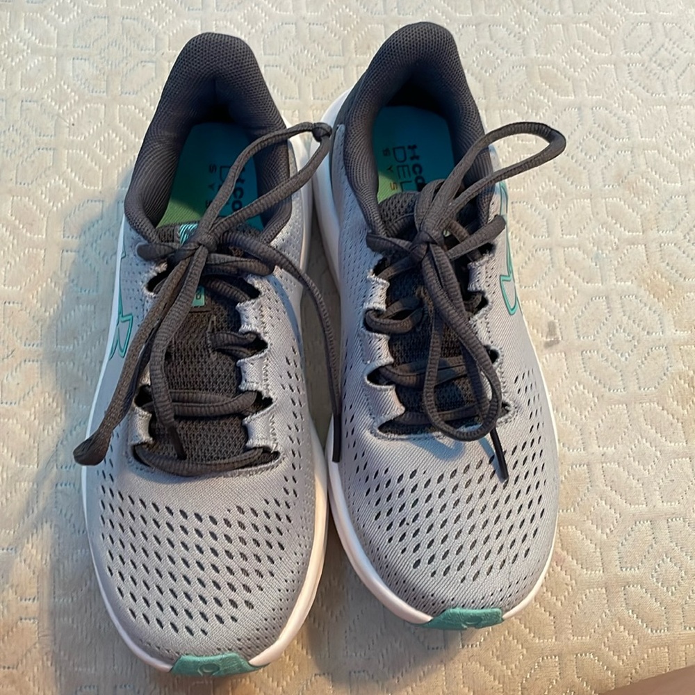 Champion kids running shoes